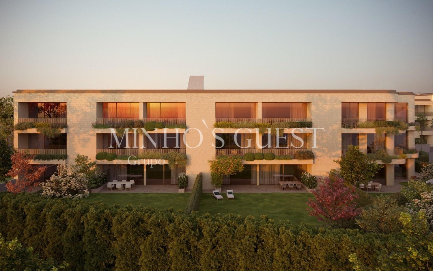 Apartamento T3 Exclusivo com Jardim Privativo | Foz do Porto