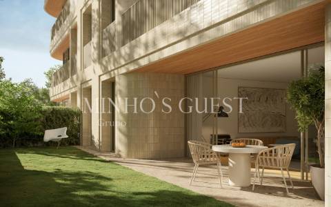 Apartamento T3 com Jardins Privativos | Foz do Porto