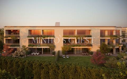 Apartamento T4 Exclusivo com Jardins Privativos | Foz do Porto