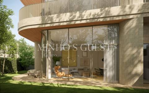 Apartamento T4 Exclusivo com Jardins Privativos | Foz do Porto