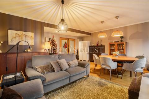 Apartamento T3 c/ varanda, AC e Garagem Fechada - São Vítor, Braga