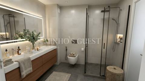 Apartamento T3 de último andar c/ varanda e vista para Av. Liberdade - Braga