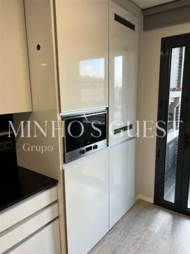 Apartamento T2 pronto a habitar em Condomínio Fechado c/piscina - Apúlia, Esposende