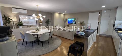 Apartamento T3 de Charme c/ varandas, AC e Garagem Fechada - Fraião, Braga