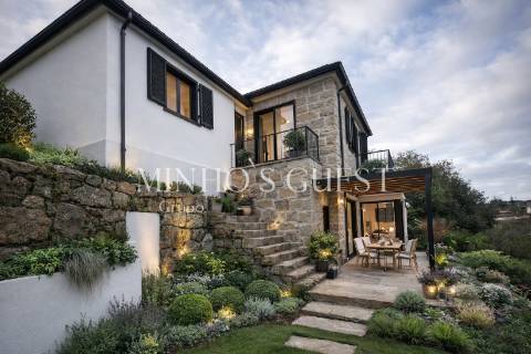 Moradia V4 Rústica com vistas para a Montanha - Ponte da Barca, Viana do Castelo