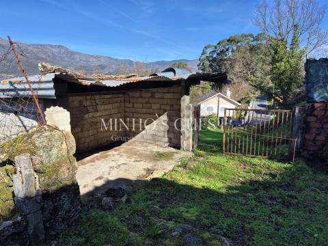 Moradia V4 Rústica com vistas para a Montanha - Ponte da Barca, Viana do Castelo