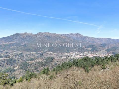 Moradia V4 Rústica com vistas para a Montanha - Ponte da Barca, Viana do Castelo