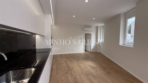 Apartamento T2 (75m2) c/ cozinha mobilada e equipada - Real, Braga