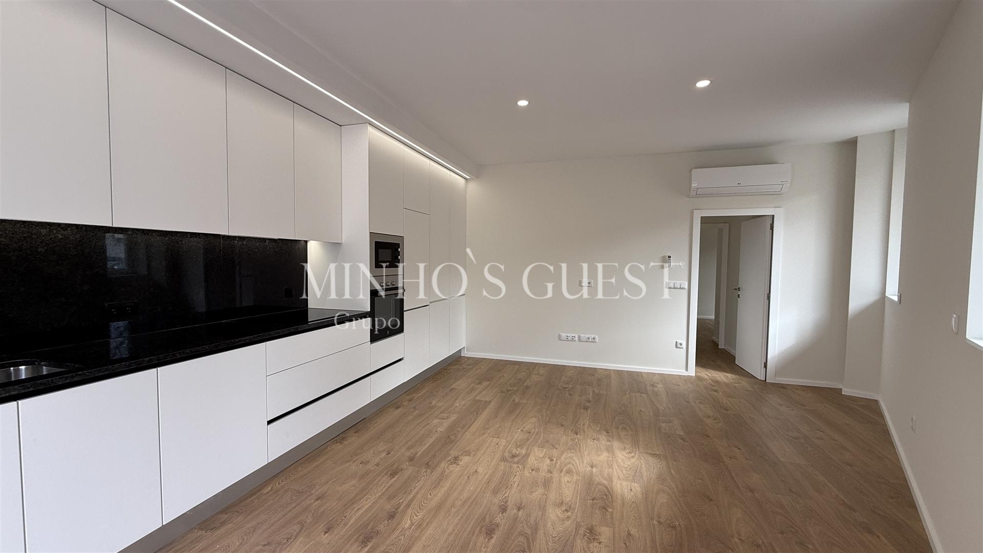 Apartamento T2 (75m2) c/ cozinha mobilada e equipada - Real, Braga