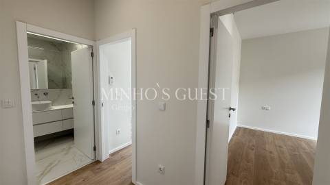 Apartamento T2 (75m2) c/ cozinha mobilada e equipada - Real, Braga