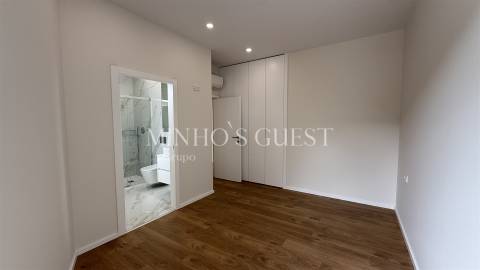 Apartamento T2 (75m2) c/ cozinha mobilada e equipada - Real, Braga