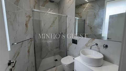 Apartamento T2 (75m2) c/ cozinha mobilada e equipada - Real, Braga