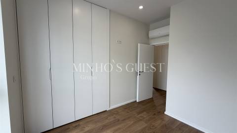 Apartamento T2 (75m2) c/ cozinha mobilada e equipada - Real, Braga