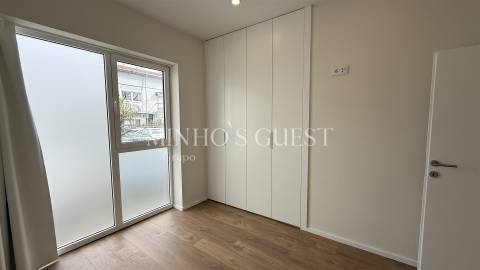 Apartamento T2 (75m2) c/ cozinha mobilada e equipada - Real, Braga