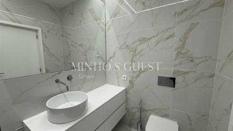 Apartamento T2 (75m2) c/ cozinha mobilada e equipada - Real, Braga