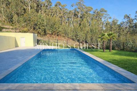 Moradia Individual V3 Nova com Piscina | Espaço, Conforto e Modernidade a 15 min de Braga - Espinho