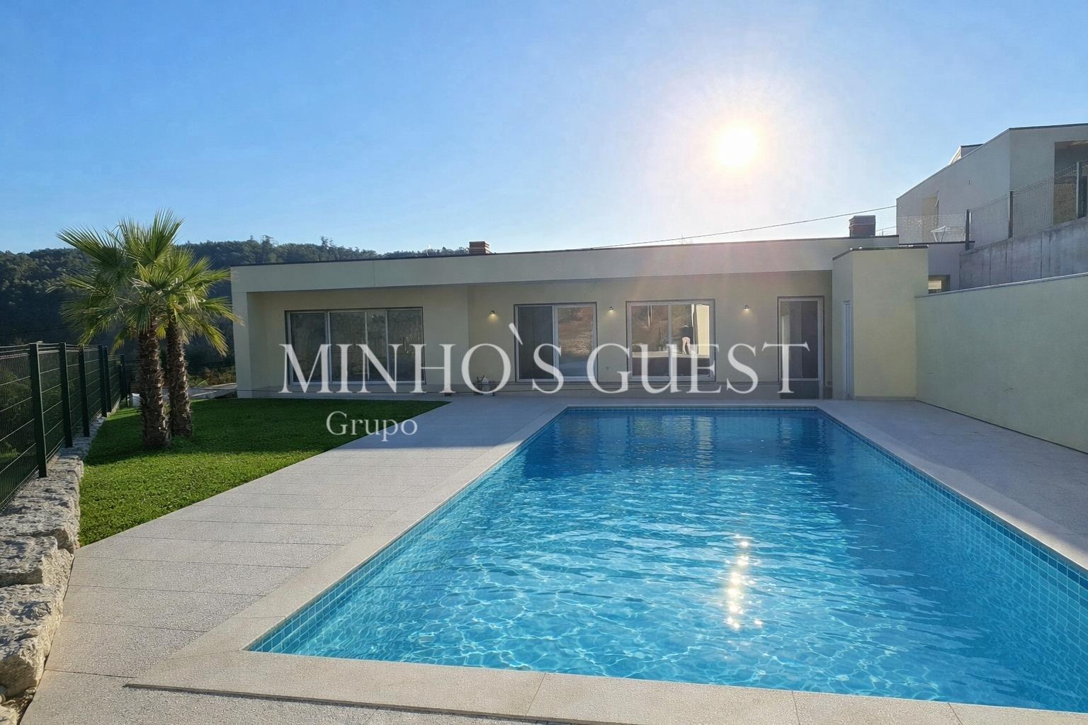 Moradia Individual V3 Nova com Piscina | Espaço, Conforto e Modernidade a 15 min de Braga - Espinho