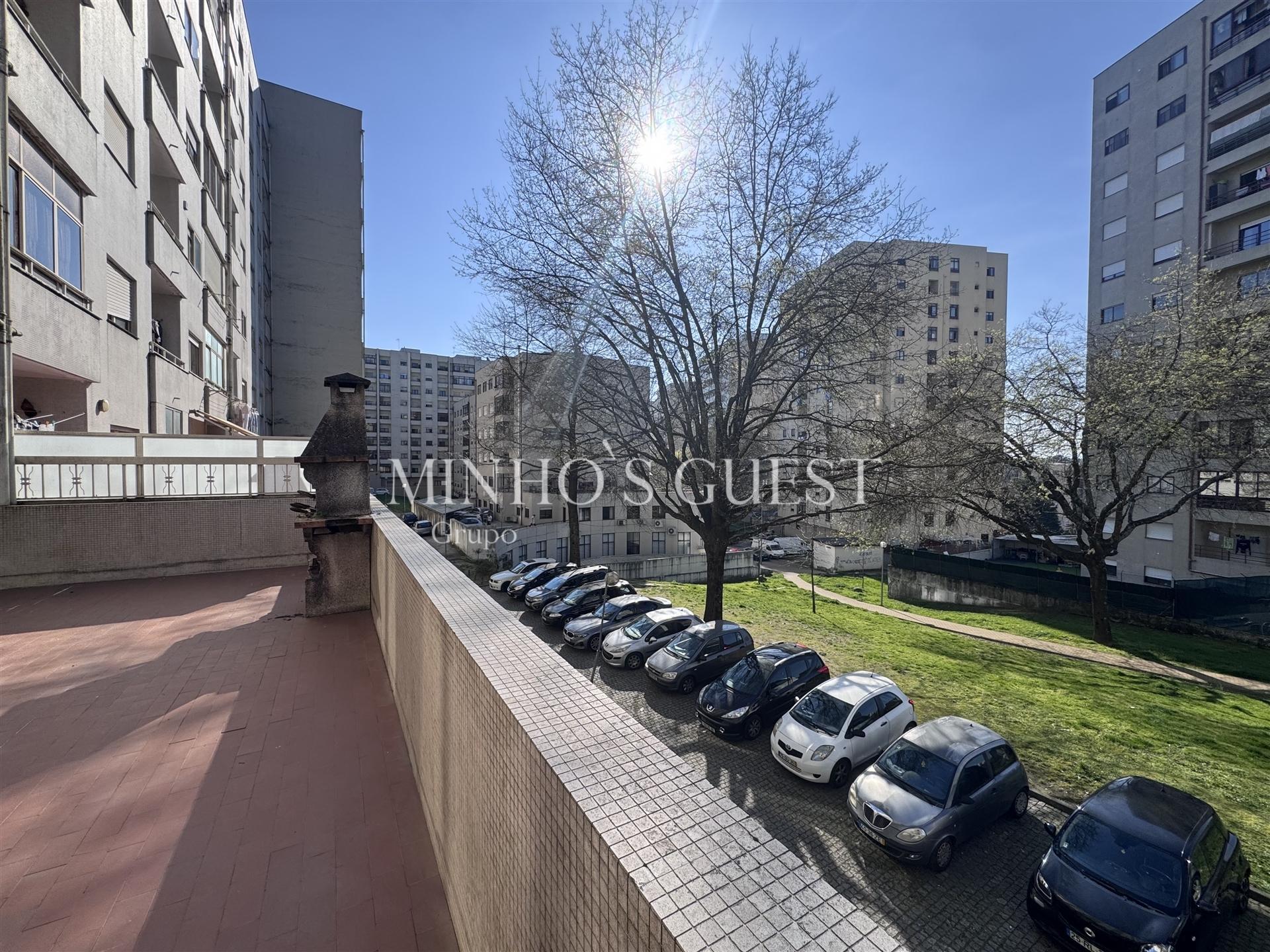 Excelente T3 para Remodelação - São Vicente, Centro de Braga