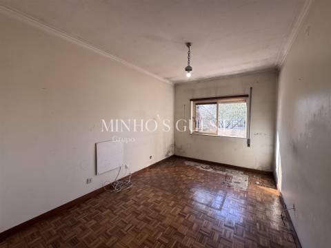 Excelente T3 para Remodelação - São Vicente, Centro de Braga