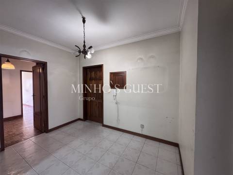 Excelente T3 para Remodelação - São Vicente, Centro de Braga