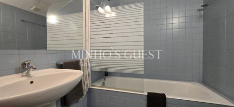 Moradia T2 (Duplex) c/ Jardim e Churrasqueira em Condomínio Fechado de Luxo - Caniçada, Gerês