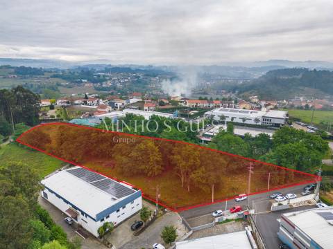 Lote Industrial c/ PIP para construção de até 4 Pavilhões - Felgueiras