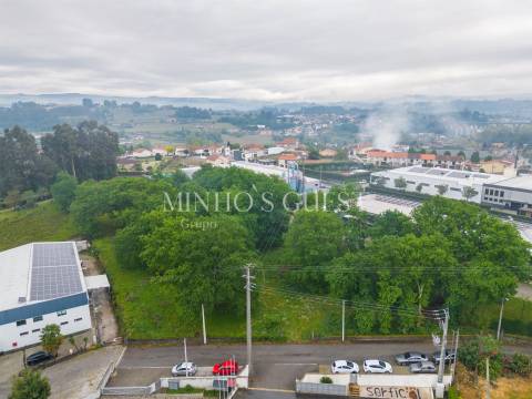 Lote Industrial c/ PIP para construção de até 4 Pavilhões - Felgueiras