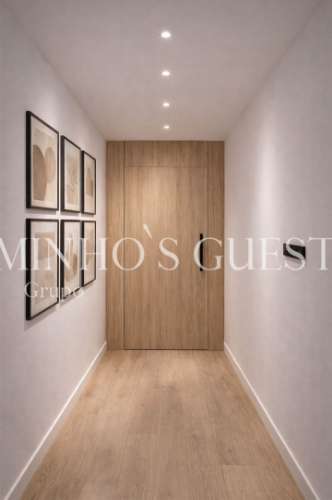 Apartamento T3 Totalmente Remodelado c/ varanda - Maximinos, Braga
