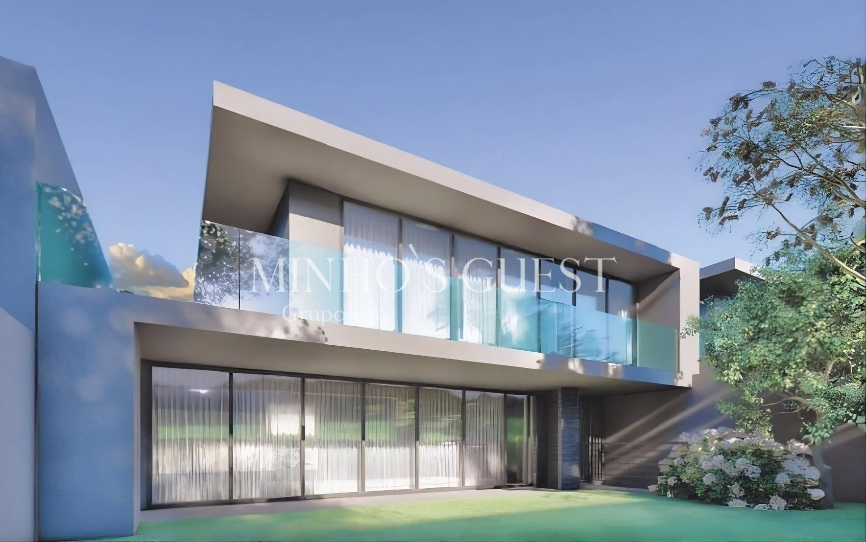 Moradia V4+1 de Luxo c/Piscina e Ginásio c/vistas sobre a cidade - Nogueiró, Braga.