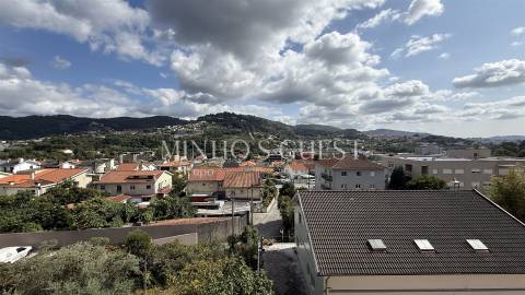 Apartamento T3 c/ vista para Bom Jesus - Gualtar, Braga