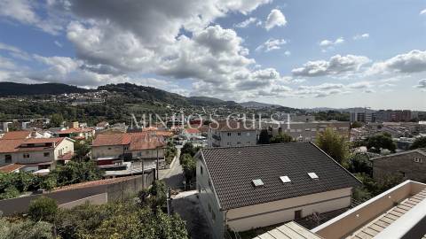 Apartamento T3 c/ vista para Bom Jesus - Gualtar, Braga