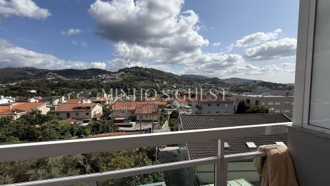 Apartamento T3 c/ vista para Bom Jesus - Gualtar, Braga