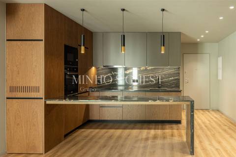 Apartamento T1 c/ terraço - Centro Histórico Braga