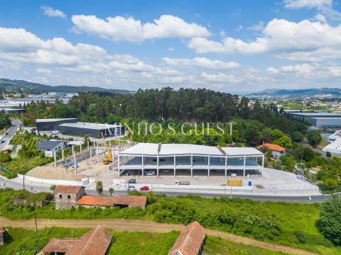 Pavilhão Novo para Venda c/ 954m2 - Ronfe, Guimarães
