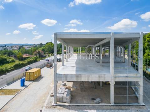 Pavilhão Novo para Venda c/ 954m2 - Ronfe, Guimarães
