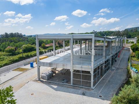 Pavilhão Novo para Venda c/ 954m2 - Ronfe, Guimarães