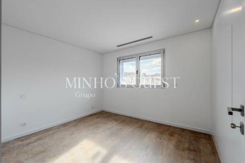 Apartamento T2 Novo no Centro de Braga - São Vicente, Braga