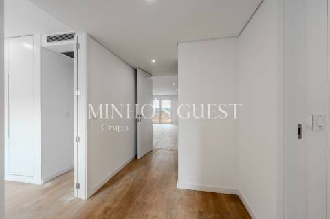Apartamento T2 Novo no Centro de Braga - São Vicente, Braga
