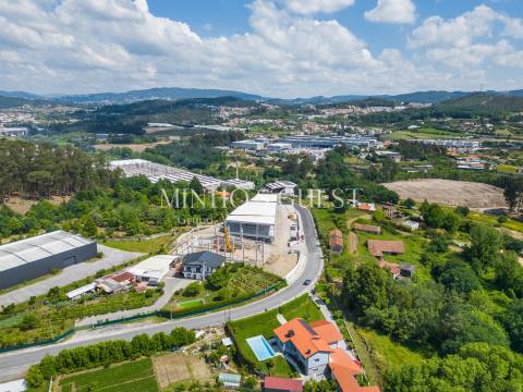 Armazém  Venda em Ronfe,Guimarães