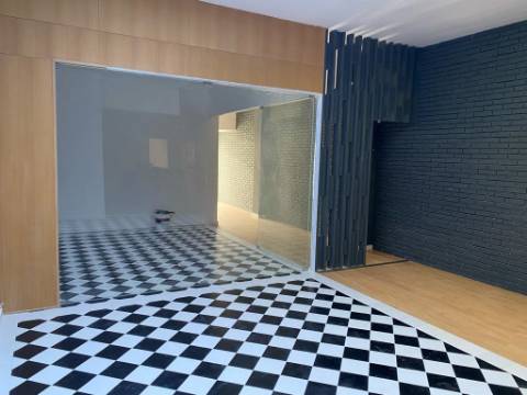 Loja  Arrendamento em Lordelo do Ouro e Massarelos,Porto