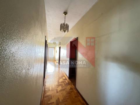 Moradia T4 em Nevogilde, Lousada