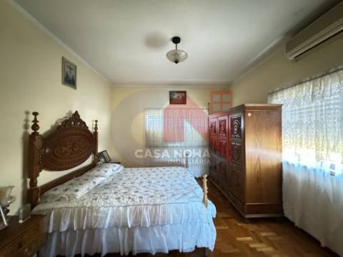 Moradia T4 em Nevogilde, Lousada