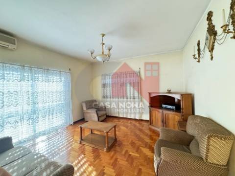 Moradia T4 em Nevogilde, Lousada