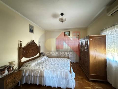 Moradia T4 em Nevogilde, Lousada