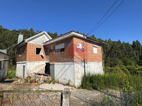 Moradia para Restaurar T3 em Ordem, Lousada