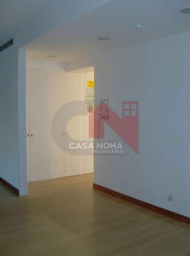 Loja para venda,  Mancelos, Amarante.