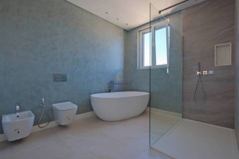 Moradia T3 com piscina em Alcoitão, Alcabideche