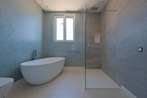 Moradia T3 com piscina em Alcoitão, Alcabideche