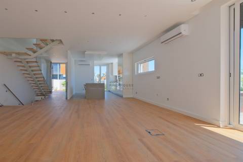 Moradia T3 com piscina em Alcoitão, Alcabideche