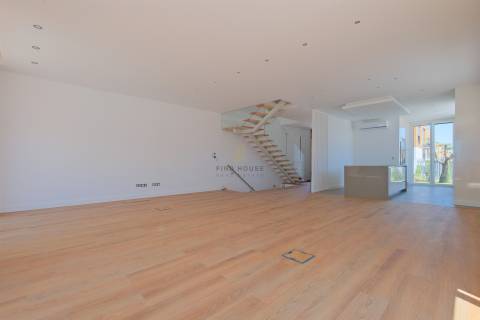 Moradia T3 com piscina em Alcoitão, Alcabideche